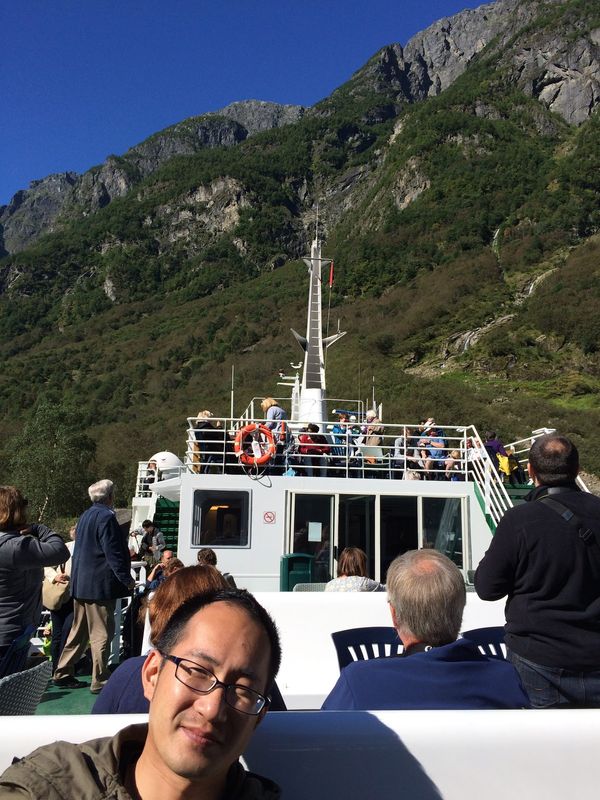 ノルウェー・ベルゲン「フィンランド→ノルウェー（新婚旅行）」の写真：フィヨルドへ3