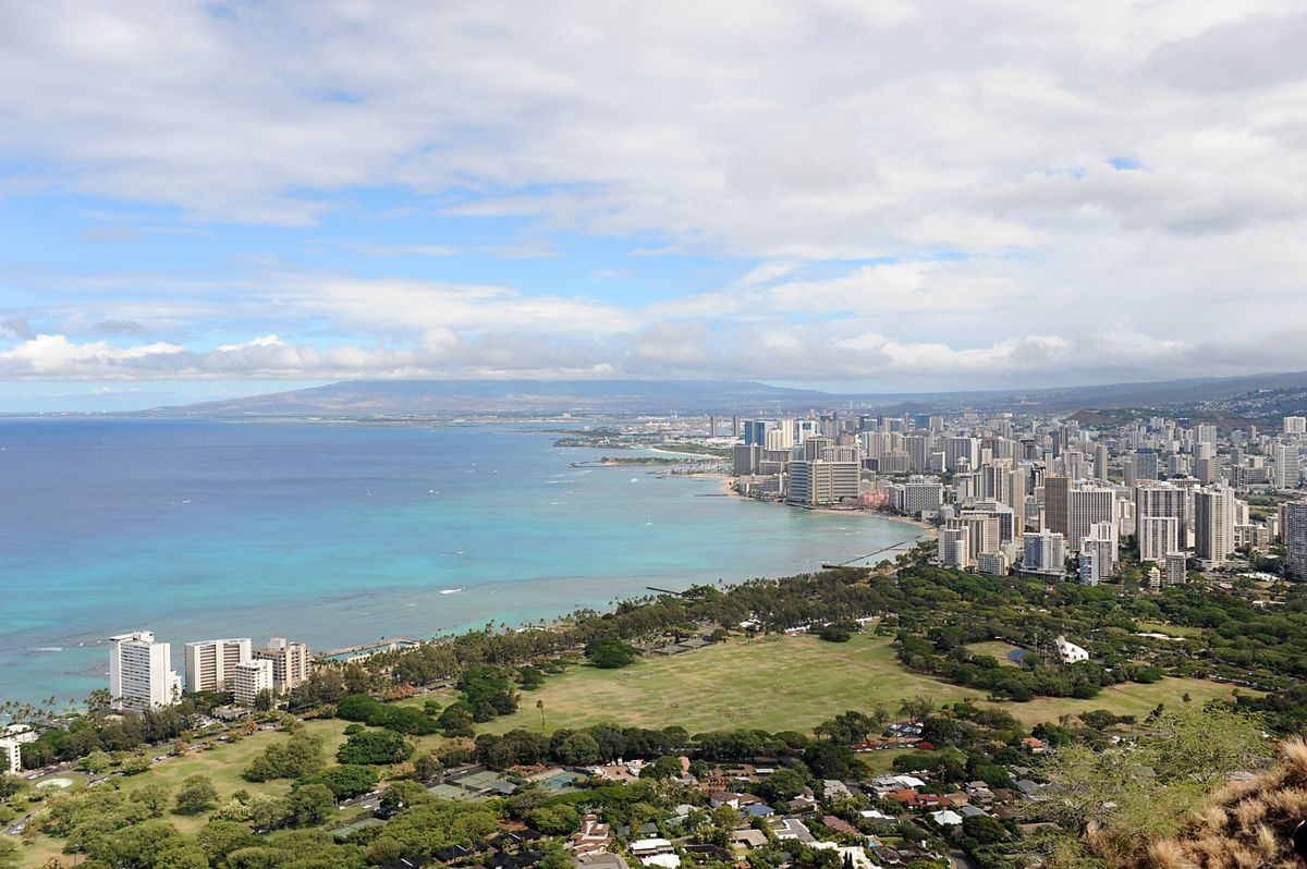 ワイキキからダイヤモンドヘッドまで散歩してみました。