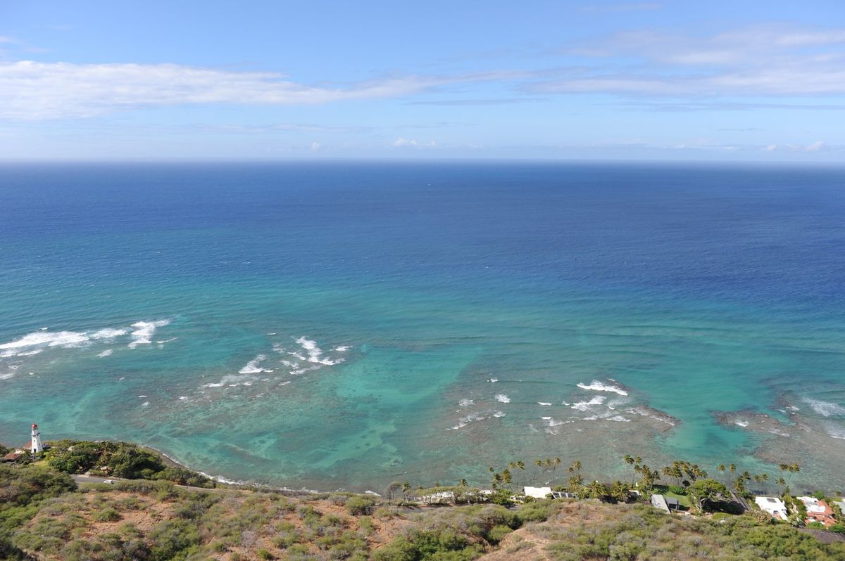ワイキキからダイヤモンドヘッドまで散歩してみました。