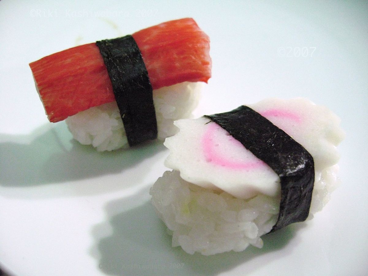 サイゴン川、生春巻き、牛肉のハイゴショウの葉包み焼き thịt bò nư...