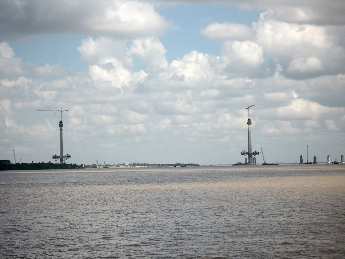 メコン川の主流(Hậu Giang)、ヴィンロン省からカントー市にかけての...