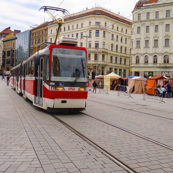 チェコ共和国・プラハ、「はじめてのヨーロッパ」の写真：ブルノのトラム、ブルノの、街並み、プラハ...