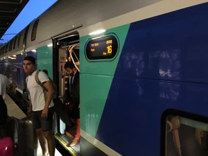 60分遅れでマンハイムに到着したTGV
ぶっ飛ばして30分遅れを短縮してパ...