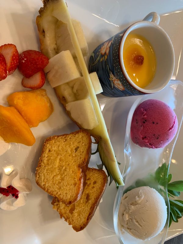 日本「2月　宮古島　1泊2日の弾丸ひとり旅」の写真：来間島のカフェ　楽園の果実でスイーツ
来...