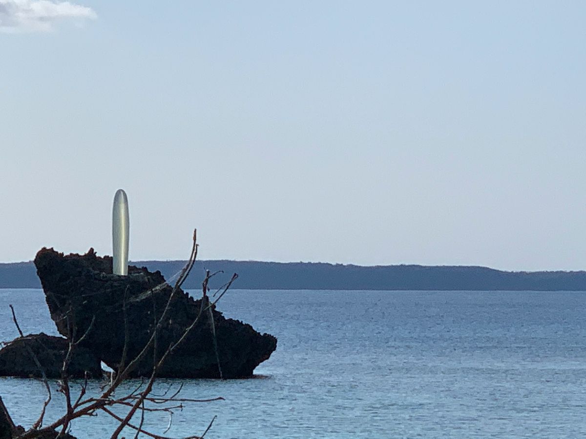 一度行ってみたかった宮古島のサンピラー
アート作品です。何とも不思議な眺め。