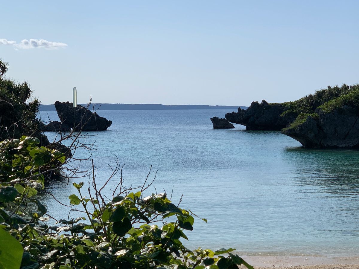 一度行ってみたかった宮古島のサンピラー
アート作品です。何とも不思議な眺め。