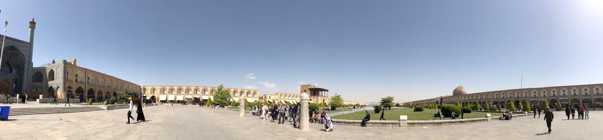 イスファハーン、イマーム広場。
どこから撮ればいいのか、、、、、