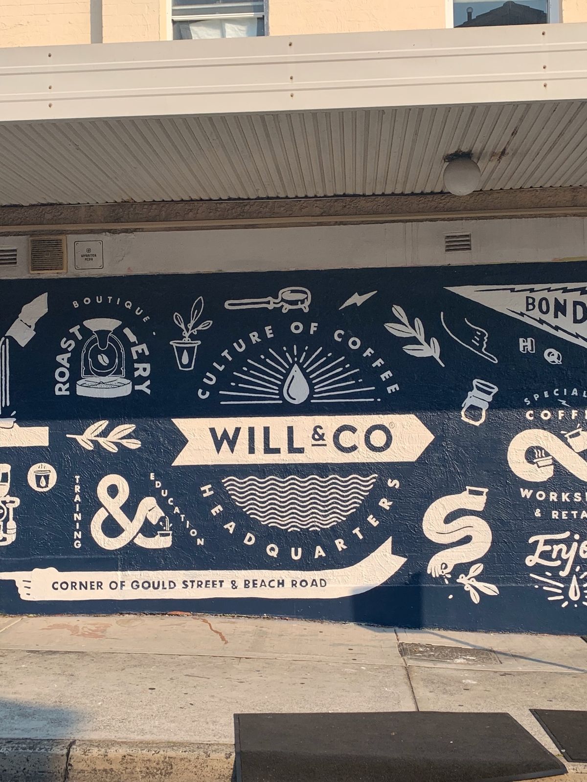 bondiの街で見かけたart🎨