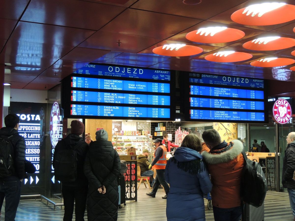 プラハ本駅
ベルリンへ