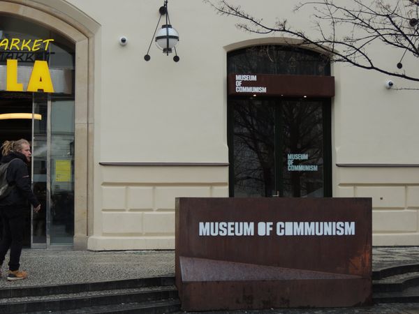 チェコ共和国・プラハ「2020年 プラハ」の写真：共産主義博物館
