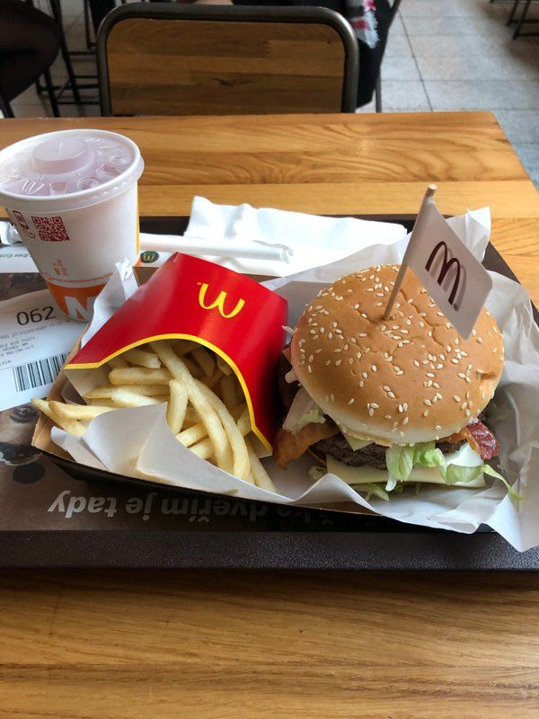 チェコ共和国・プラハ「2020年 プラハ」の写真：ご当地マクド