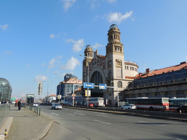 チェコ共和国・プラハ「2020年 プラハ」の写真：プラハ本駅
ベルリンへ