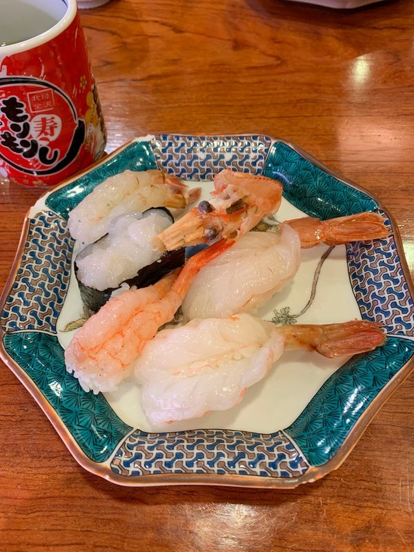 日本・石川県、「女子旅！桜満開の金沢へ‼︎」の写真：新鮮お寿司🍣エビ三昧🦐🦐🦐