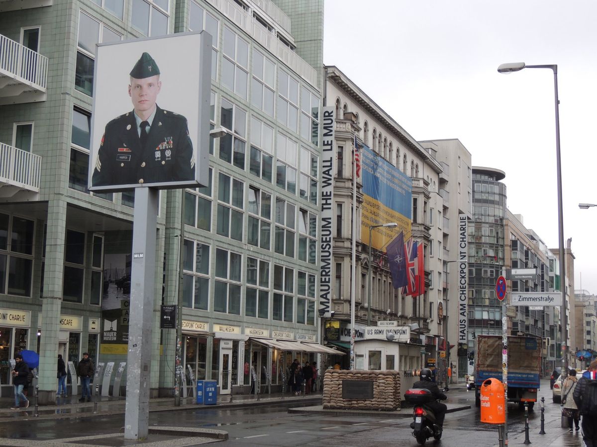 チェックポイント・チャーリー