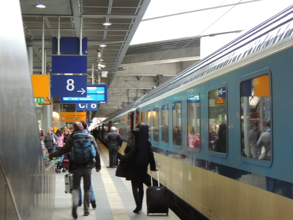 プラハから列車でベルリンに到着