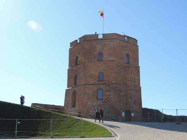 リトアニア・ビリニュス「2020年 リトアニア　港町クライペダからビリニュスへ。」の写真：ゲディミナス城