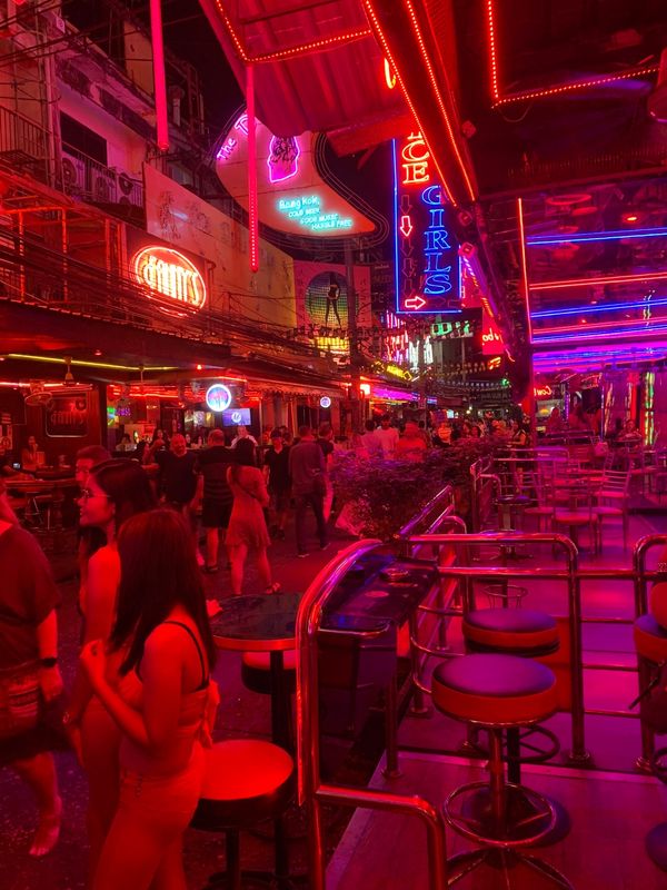 タイ「Bangkok」の写真：ソイカウボーイ