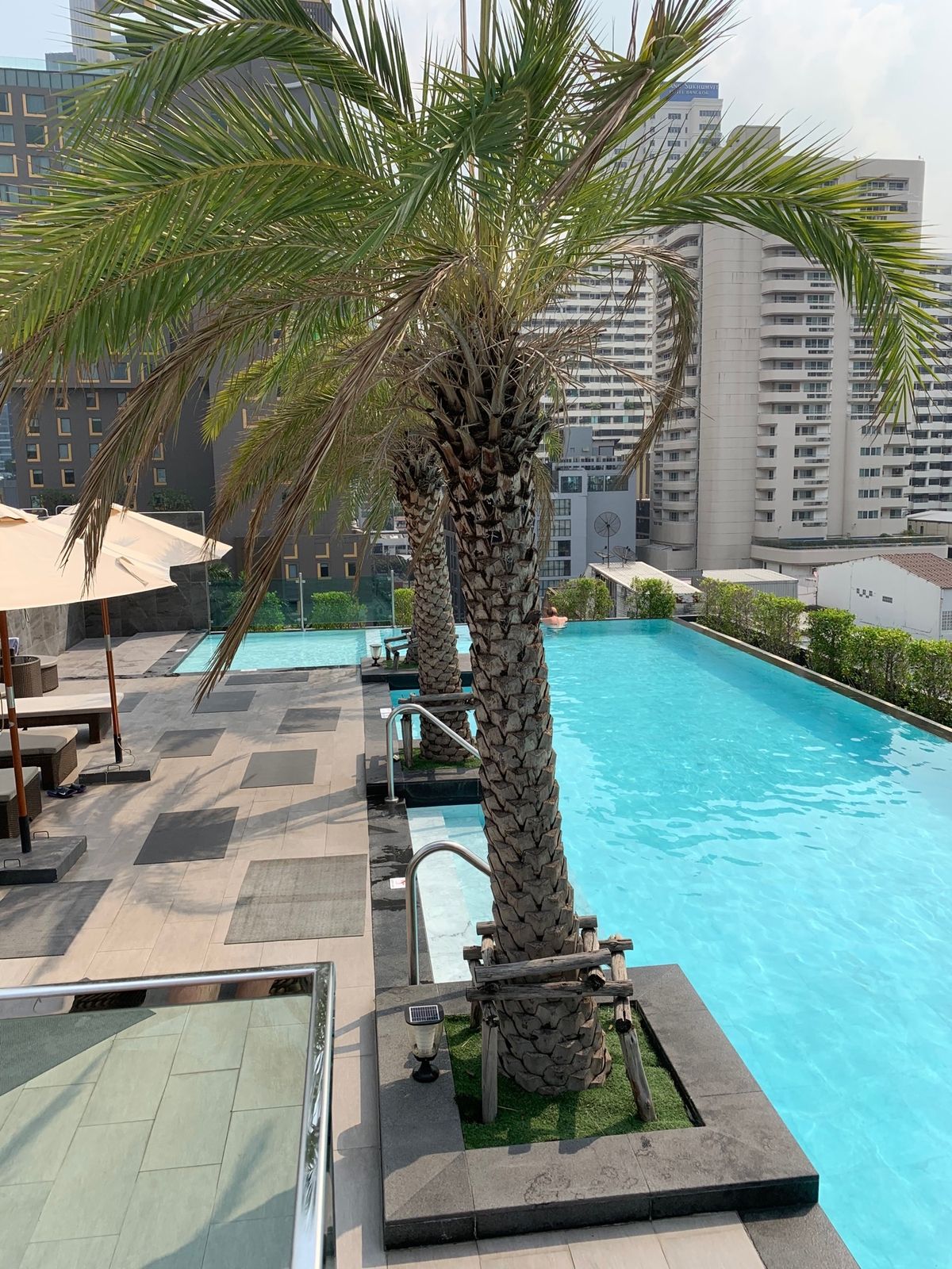 バンコクで宿泊したホテル。
Sure Stay PLUS HOTEL by...