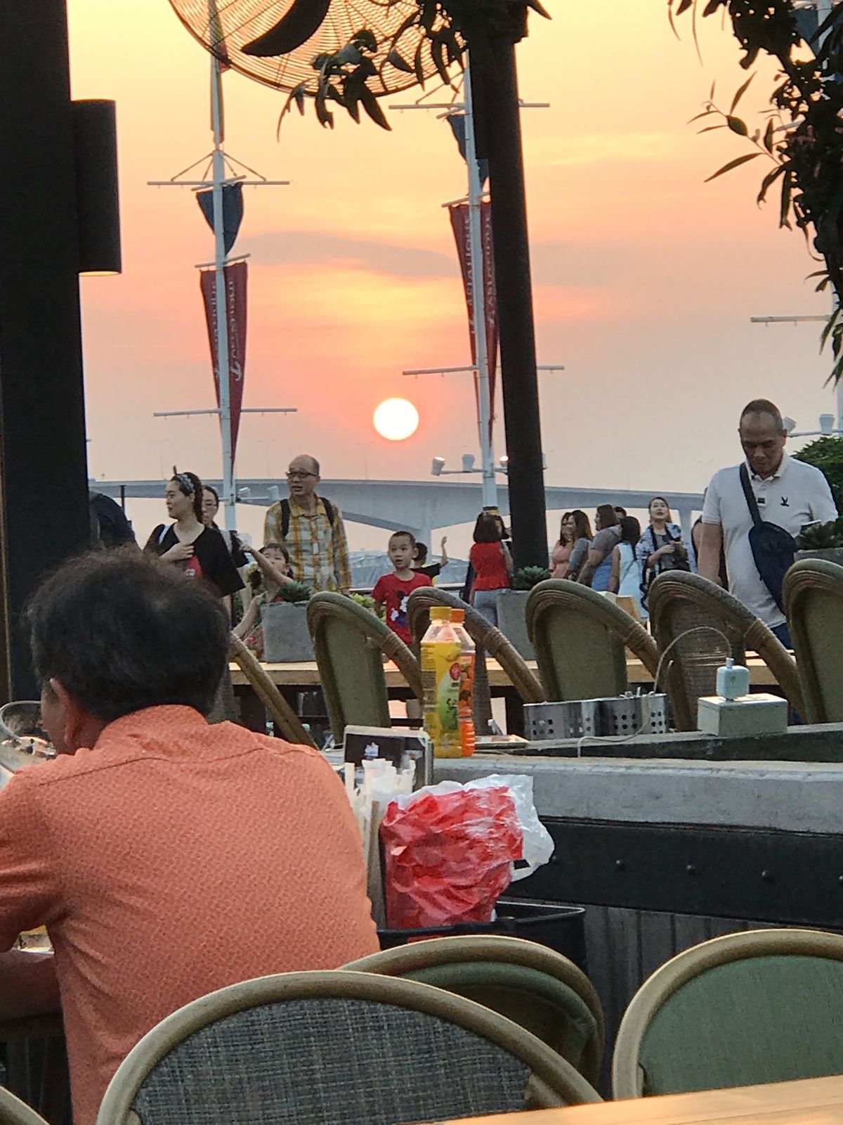 リバーサイドからの夕日