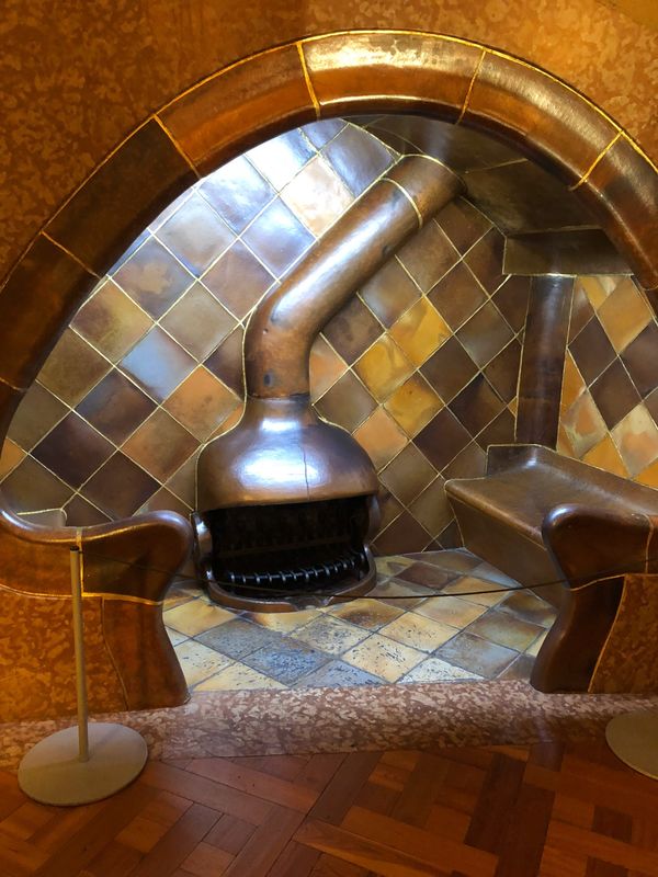 スペイン・バルセロナ「バルセロナ一人旅」の写真：ガウディってすごいんだ😮