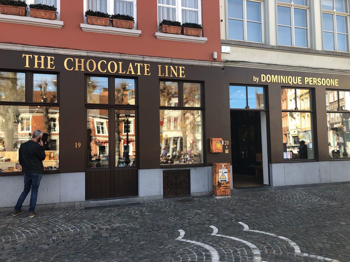 ブルージュはブリュッセルよりも穏やかな雰囲気😊