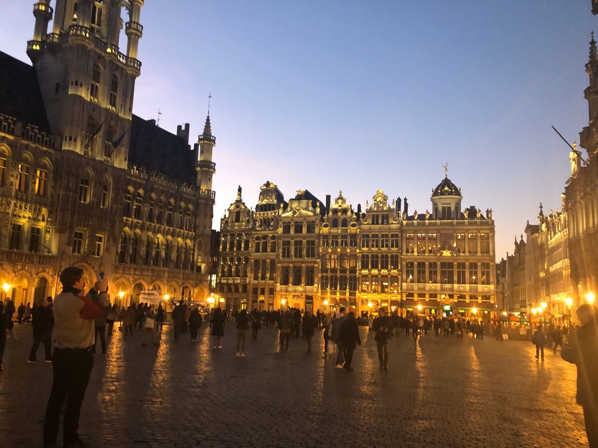 小便小僧は目立たなくて最初通り過ぎました…がっかり…
ネットで知った小便犬...