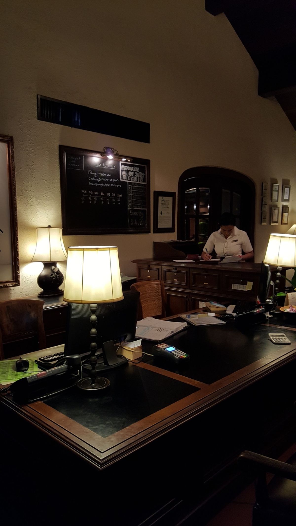 カサ・デル・マーレ②
ホテルのプライベートビーチでのディナー
バー&ロビー