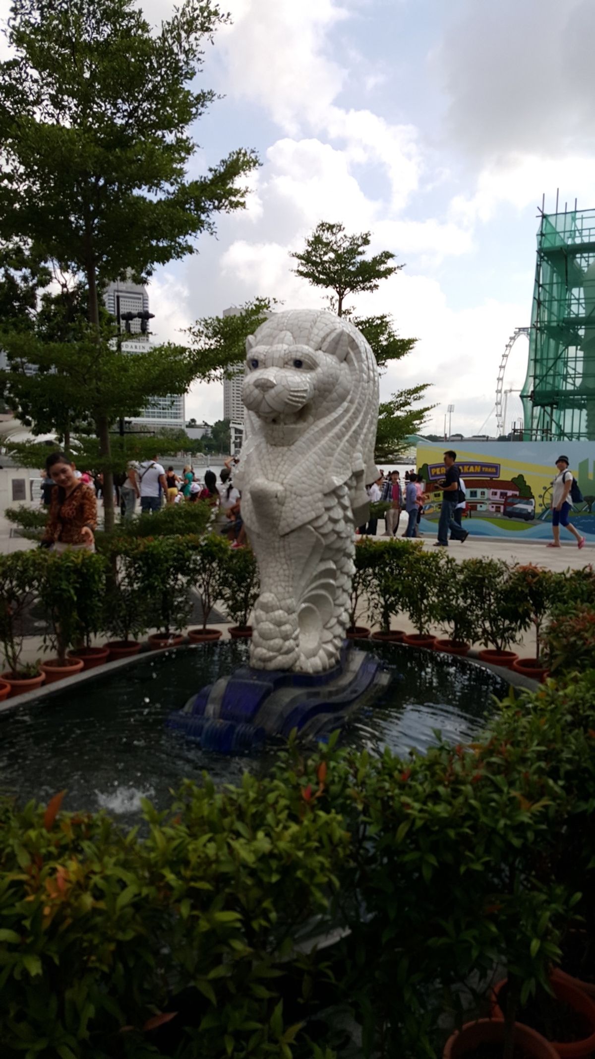 マーライオン修理工事中👷‍♀️