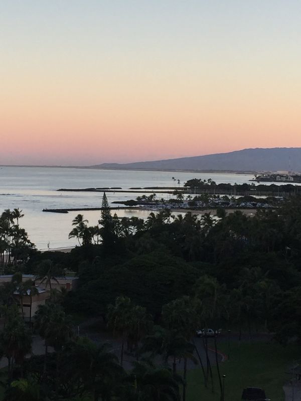 アメリカ(米国)「ハワイ　オアフ島」の写真：ワイキキ　サンセット