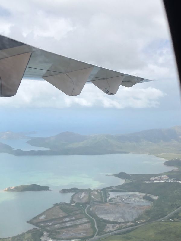 ニューカレドニア「ニューカレドニア　ヌメア」の写真：空の上から