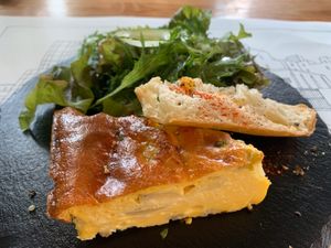 那須高原でガレットランチ🍴前菜のキッシュも美味しかった😋
