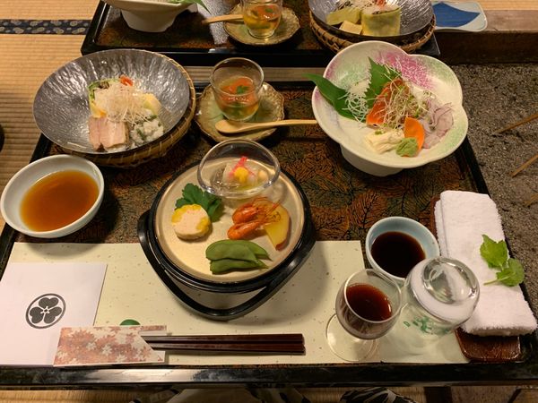 日本・日光「栃木へ！女子旅‼︎」の写真：夕飯の囲炉裏懐石♡は〜、幸せ😊