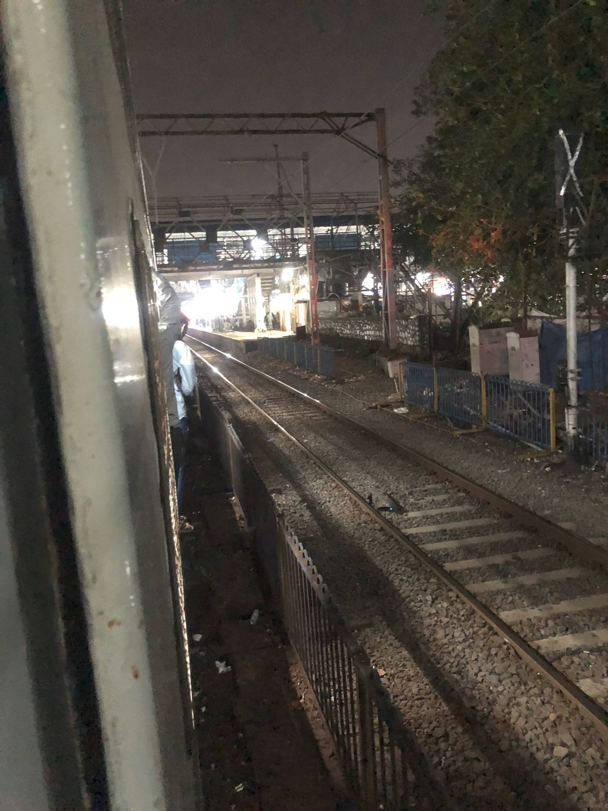 初めてのドアのない電車