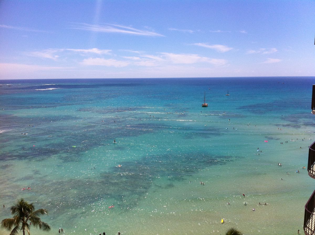 初めてのハワイのホテルは「アウトリガーワイキキ」
確かパーシャルオーシャン...