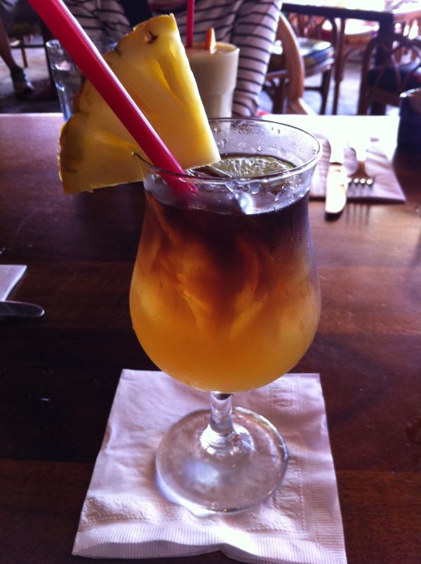 アメリカ(米国)・ホノルル「初ハワイ」の写真：たしかアウトリガーワイキキのレストランの...