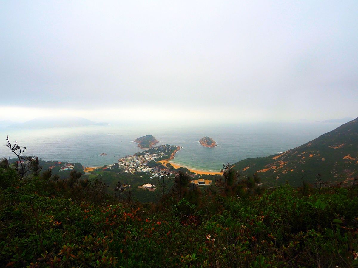 香港の街で夜景と食事を満喫した翌日はドラゴンズバックでトレッキング