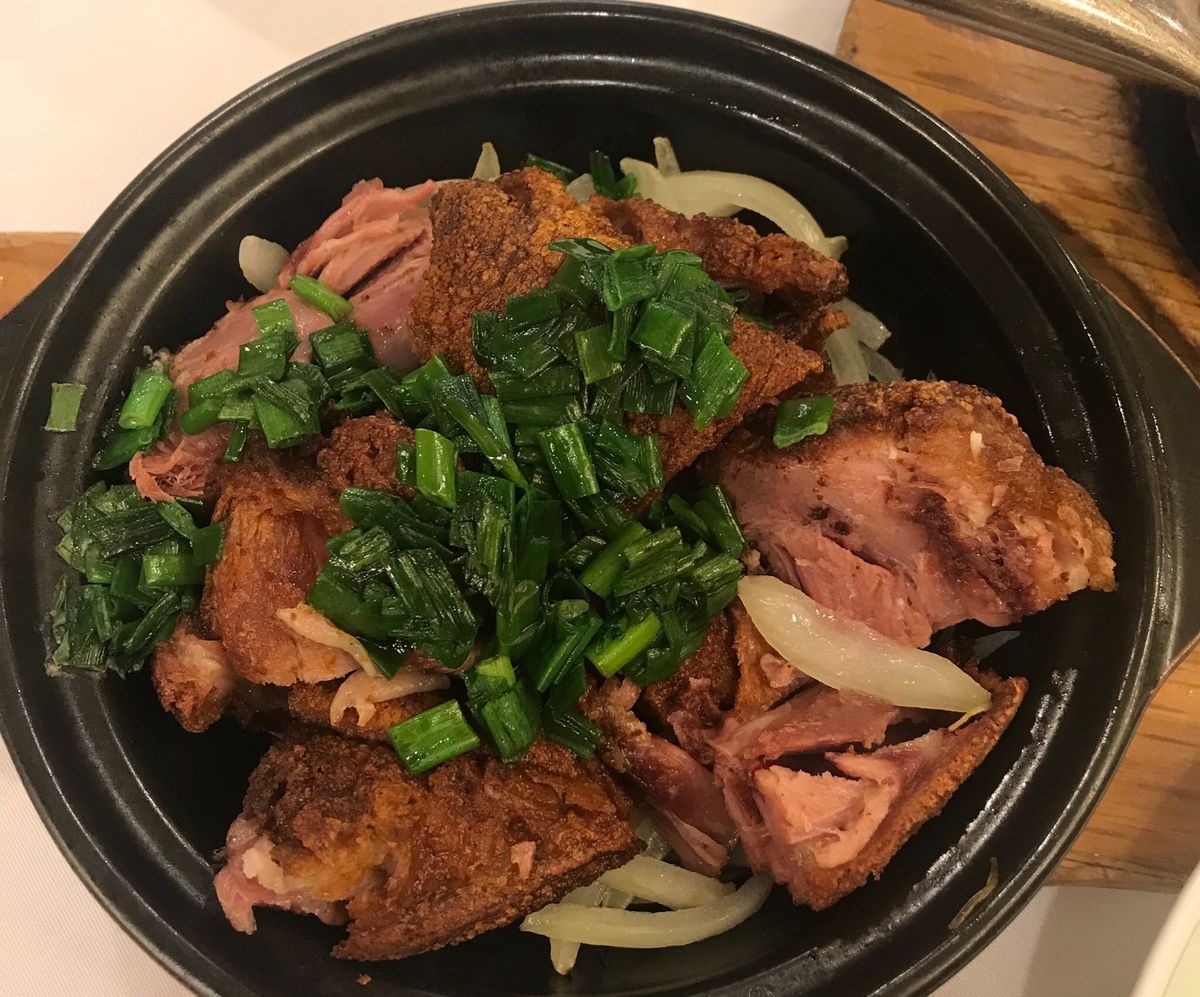 香港の街で夜景と食事を満喫した翌日はドラゴンズバックでトレッキング