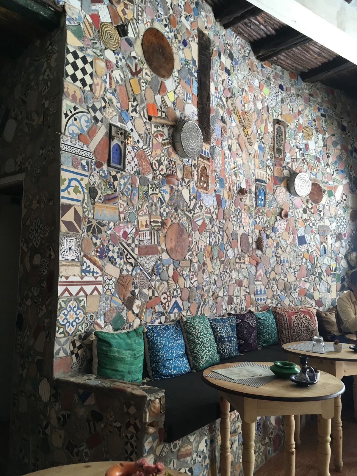 エッサウィラ。海外沿いの小さい街。マラケシュからそんなに離れてないのに雰囲...