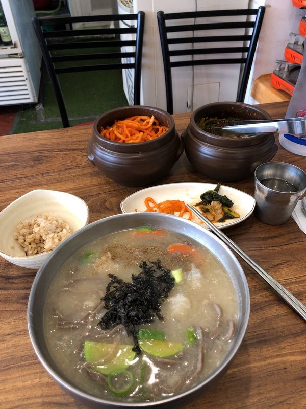 大韓民国 (韓国)・ソウル「ソウル、水原」の写真：食