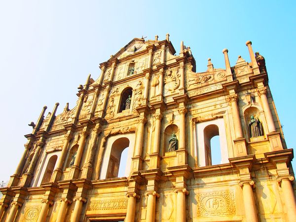 マカオ・マカオ「マカオ　ポルトガル風情とぎらぎらしたカジノ」の写真：ポルトガル料理もマカオの楽しみのひとつ