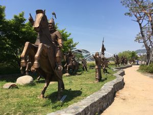 キメ。
歴史深い街だからこそ至るところに歴史的建造物がある。プサンから近い...