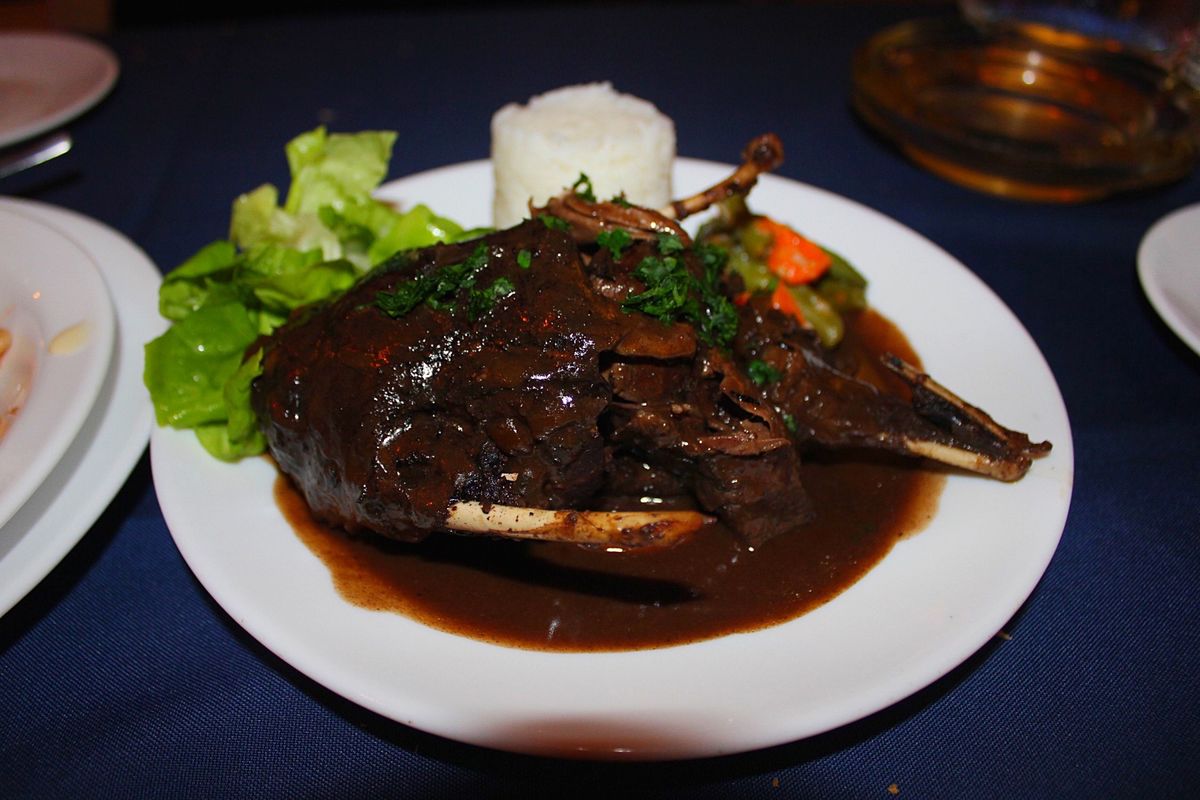 バヌアツへはニューカレドニアからエアバヌアツで
メインアイランドのエファテ...