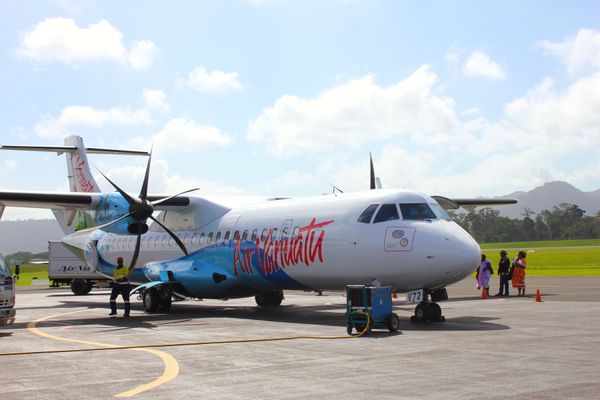バヌアツ・タンナ島「バヌアツ　火山と大自然の諸島へ」の写真：バヌアツへはニューカレドニアからエアバヌ...