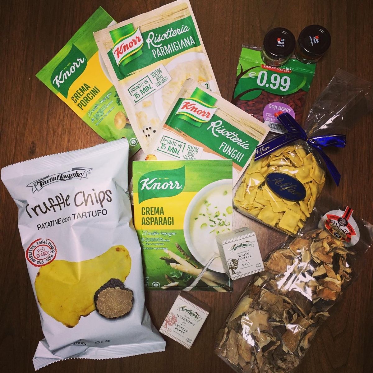 持ち帰ったもの
venchiのチョコレートが本当に美味しかった🍫