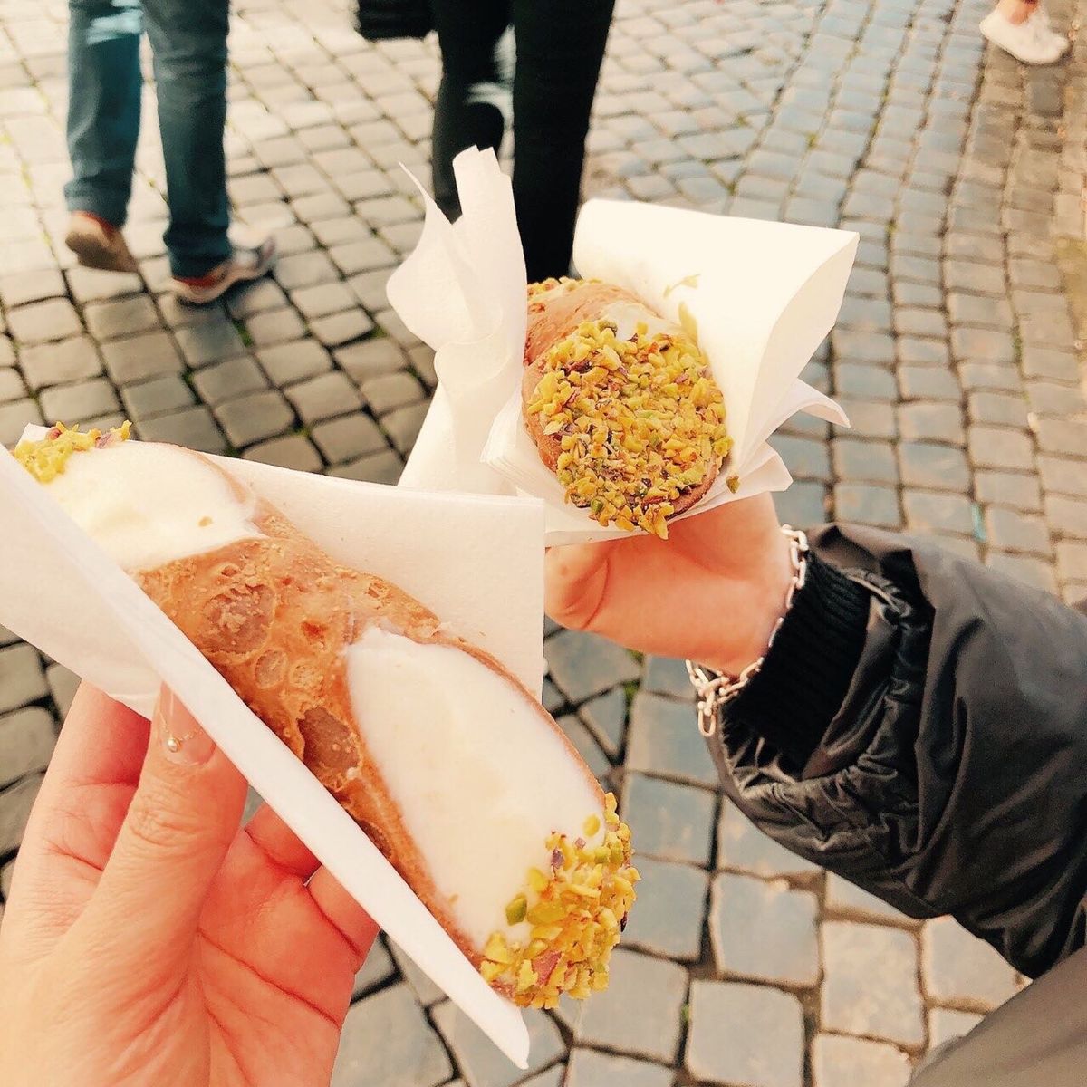 🍦🍕🧁🥧😋
バチカン美術館から出てちょっと歩いたところのピザ屋さん、すごく...