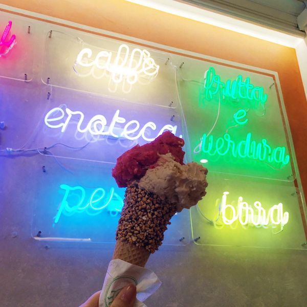 イタリア「italy🇮🇹」の写真：🍦🍕🧁🥧😋
バチカン美術館から出てちょっ...