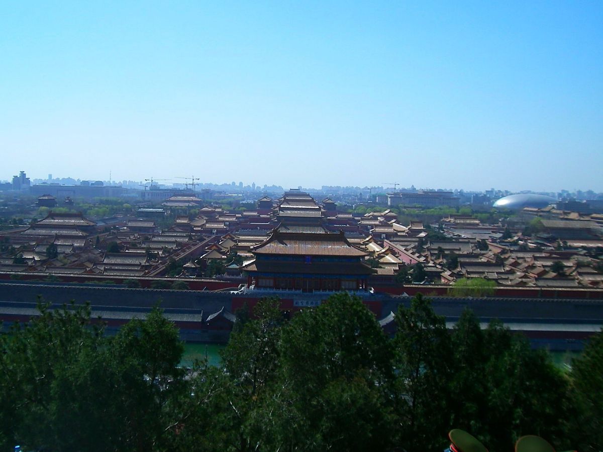 故宮の入り口には天安門
その前に広大に広がるのが天安門広場

北京に行った...