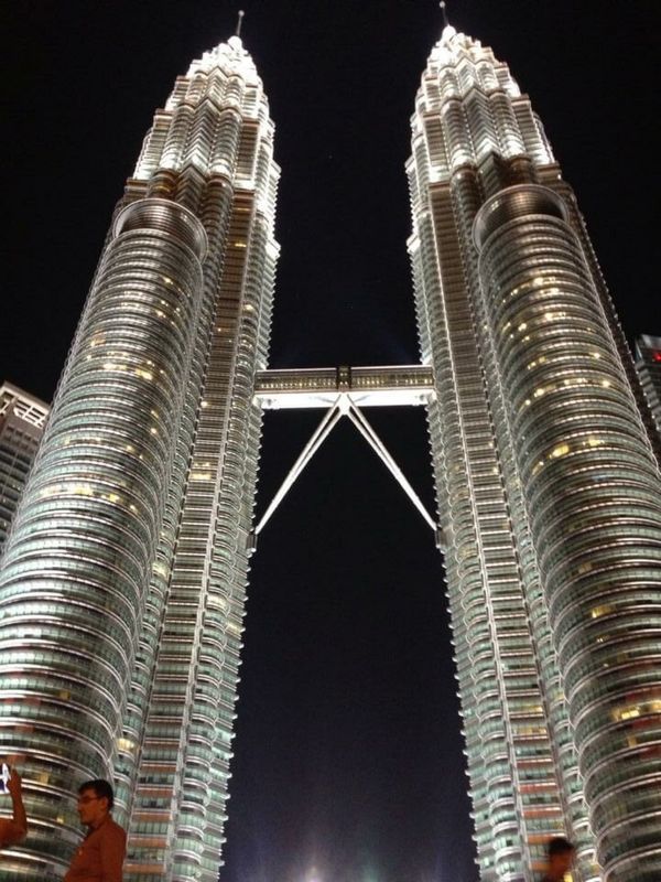 マレーシア「スラマッ パギ！Malaysia」の写真：クアラルンプール。ドリアン食べてみたけど...