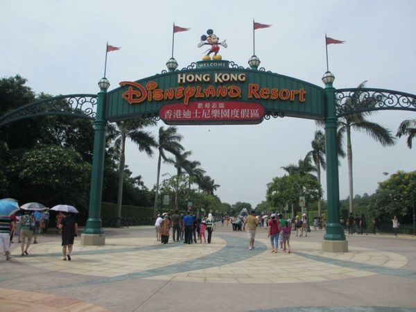 香港・香港島、「ドーチェ！HongKong」の写真：特別ディズニー好きではないけど謎に香港デ...