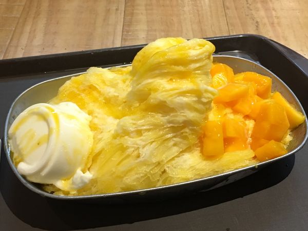 台湾「台湾旅行」の写真：いっぱい歩いたし暑すぎて食べて飲んでも太...